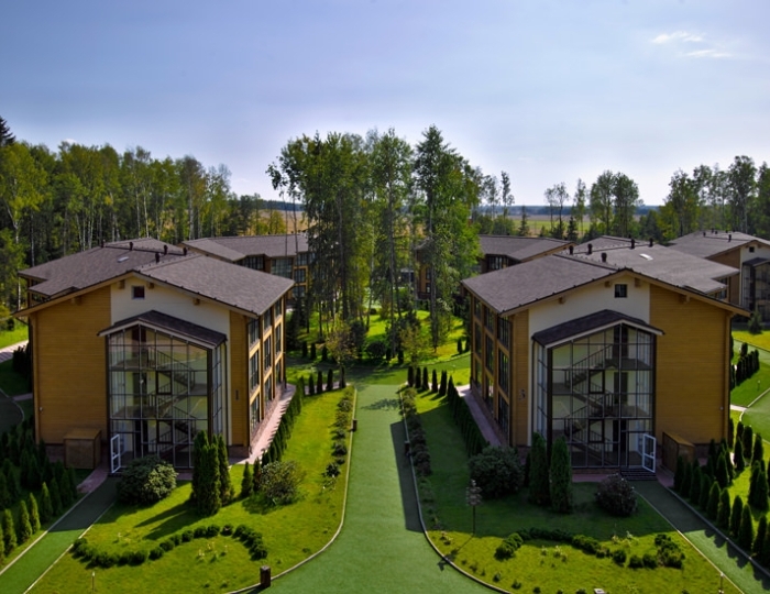 Отель LES Art Resort / Лес Арт Резорт