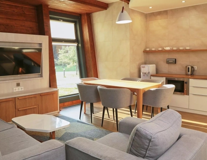 Pet Townhouse FAMILIA - Отель LES Art Resort / Лес Арт Резорт