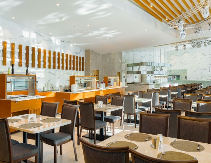 Ресторан шведской линии INTERVIEW - Отель LES Art Resort / Лес Арт Резорт