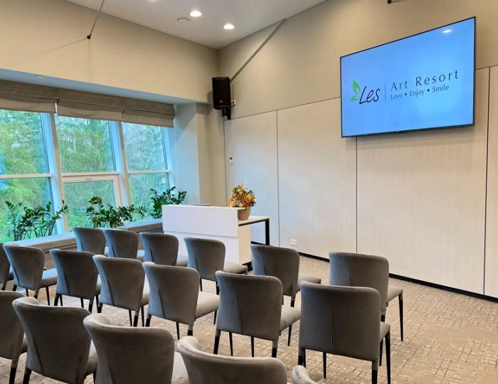 Конференц-залы «BOGEMA» и «TRAVIATA» - Отель LES Art Resort / Лес Арт Резорт