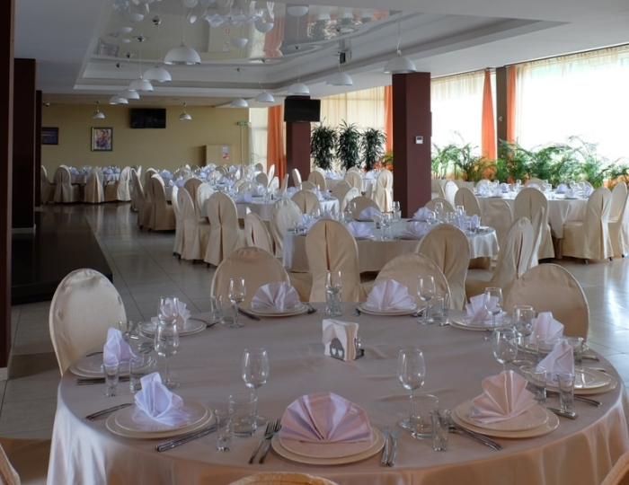 Банкетный зал Offshore - Отель LES Art Resort / Лес Арт Резорт